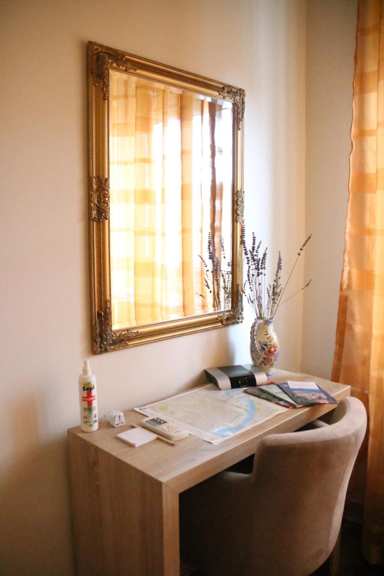 Apartment Centrum Novi Sad Bilik gambar