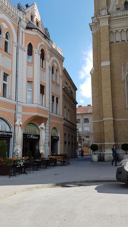 Apartment Centrum Novi Sad Luaran gambar